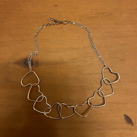 Two set of heart Paparazzi earrings and one matching necklace - Picture 4 of 4